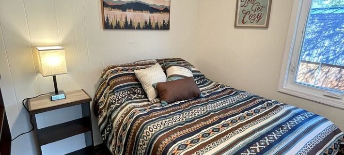 Bear Valley Cabin Hotels in Anchorage