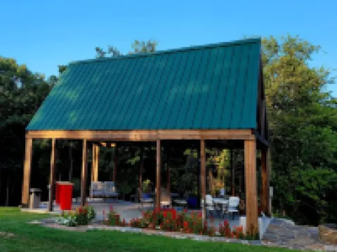 Huckleberry Ridge Cabin Near the Buffalo National Forrest and River! Sleeps 4! 瑟西縣酒店