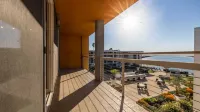 Lux Apartments in Marina Del Rey