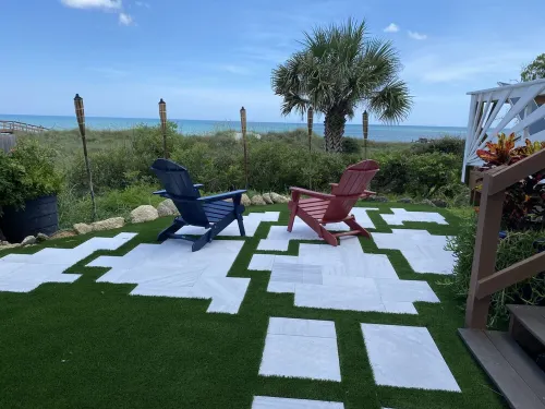 Beach Front/Heated Pool/Spa. Ocean Views, Umbrella+Lounger for Beach, Balconies