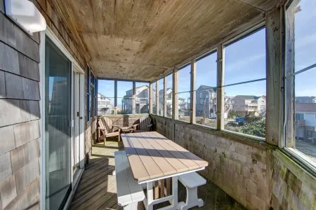 Semi-Oceanfront home with direct access to the beach!