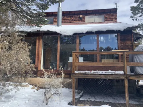 Scenic cabin in Carson National Forest