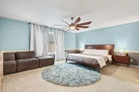 Charming 4-bedroom family friendly house with WiFi and AC in fabulous Vancouver Hotel di 