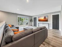 6 Br, 4BA Franklin, in Home