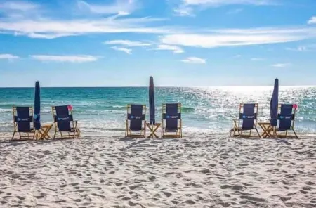 Luxurious Large Studio overlooking 30A nestled b/w Rosemary and Alys Beach