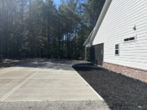 Cottage near Elijah State Park, Savannah Lakes Village, Baker and Hickory Knob.