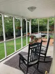 Great weekend getaway just a mile from downtown!