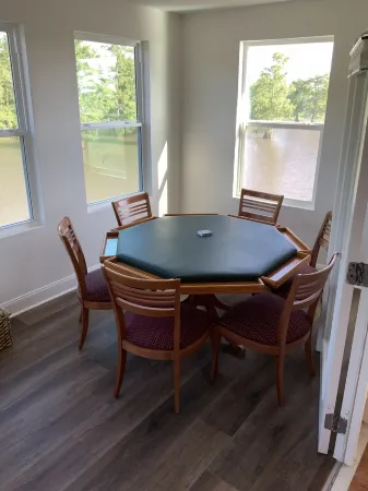 Rusty Hook located in Cypress Cove Marina Отели в г. Плакеминс Пэриш