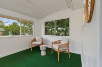 3-bed, 2-bath lakehouse Grill, hot tub, firepit and on-site boat parking.