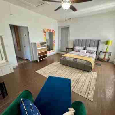Bed and Bourbon on 3rd Rooms