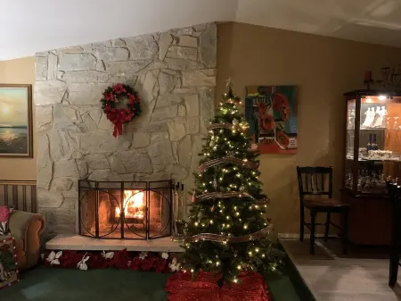 Spokane Indoor Pool Home