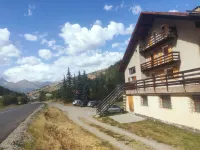 Appartement Spacieux Avec vue sur la Montagne Hotels in Saint-Veran