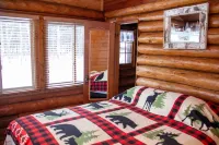 Charming Cabin Nestled along the Stony Brook Creek