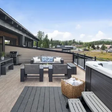 Whitefish Montana Penthouse with views of Whitefish Mountain Resort