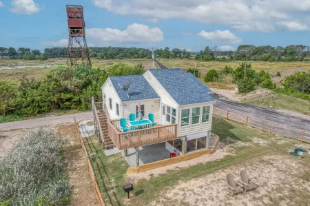 Secluded Beach home with amazing views.