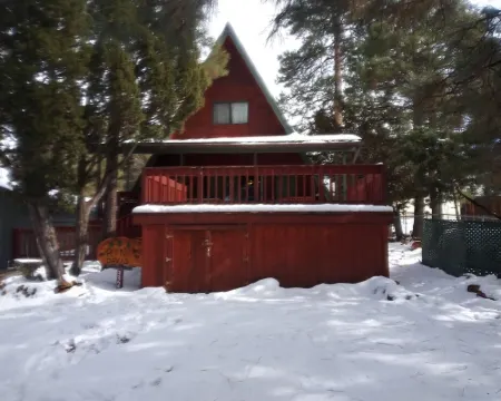 Cool 'A' frame cabin in the ponderosa pines. Hotels in Heber