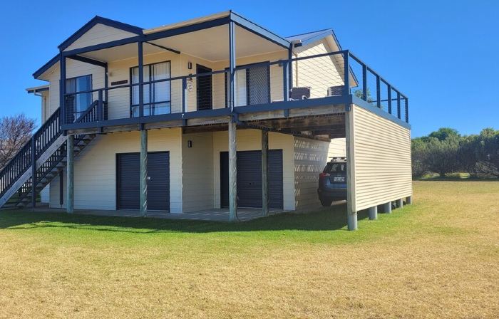 The Flagstaff Clayton Bay - relaxing getaway with water views. Sleeps up to 7