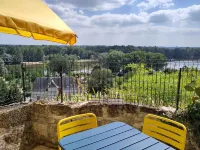 Gite Troglodyte Atypique - Suite du Ciel, view on the Loire - near the castles