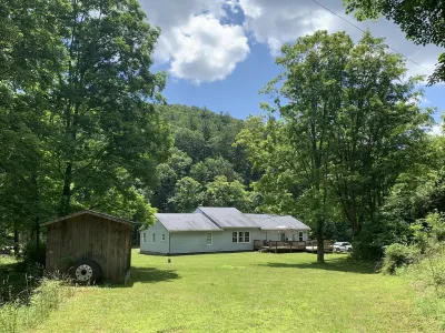 Rock Oak Ranch 100 mountain acres full house