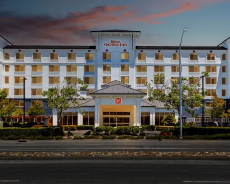 Hilton Garden Inn San Mateo Hotéis em San Mateo