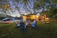 Near Downtown Home, Dogs allowed, Easy Private Parking, Big Yard, Patio,