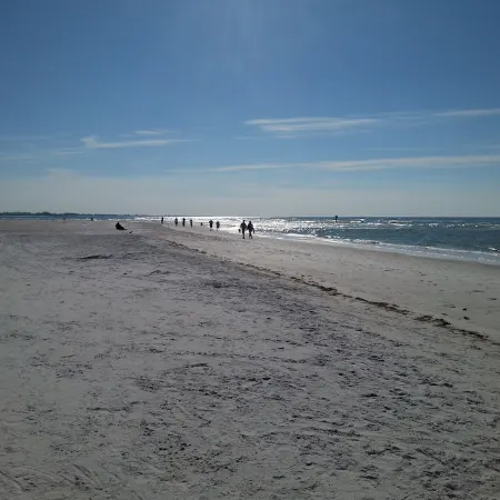 Steps from Siesta Village and the Beach