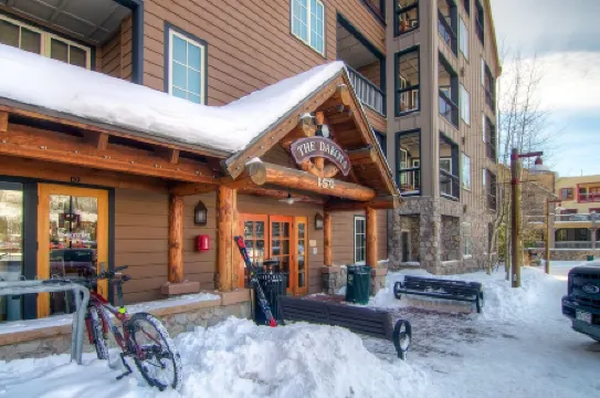 Keystone 2 bed 2 bath in River Run Village - walk to ski lifts.