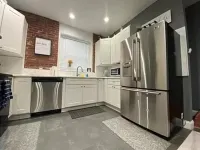 Chic and Cozy 2-Bedroom Retreat Hotels in Allentown