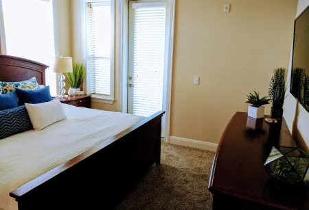 🌺Relaxing Lakeside Luxury Waters Condo @HSB Resort Next to Marina Pool Hot Tub Отели рядом с достопримечательностью «Horseshoe Bay Resort - Ram Rock Course»