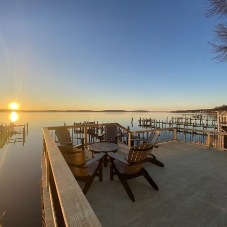 Waterfront house with amazing views. Top of the Chesapeake