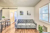 Charming Cottage with easy access to local attractions-pet and kid friendly Hotels in Dillon County