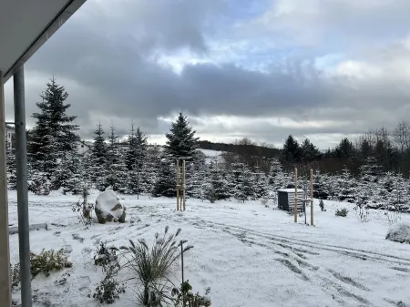 Ferienwohnung am Sonnenhang Отели в г. Ваффенбрунн