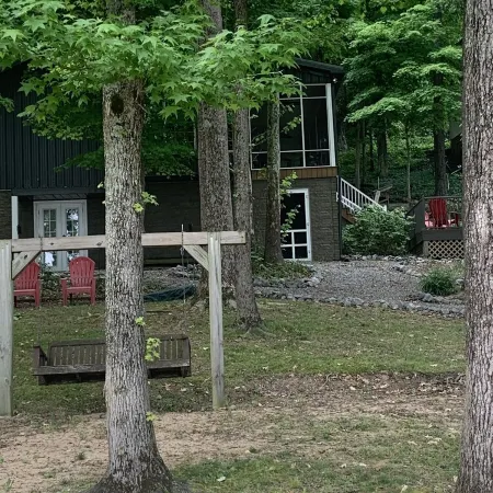 Lake Front Cottage with private sandy beach