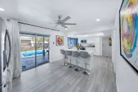 New Modern Retreat with King Bed /Heated Pool/ Grill/ only 8 miles to Beach!!!!