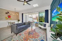 Private heated pool, resort and amenities, very close to Disneyworld