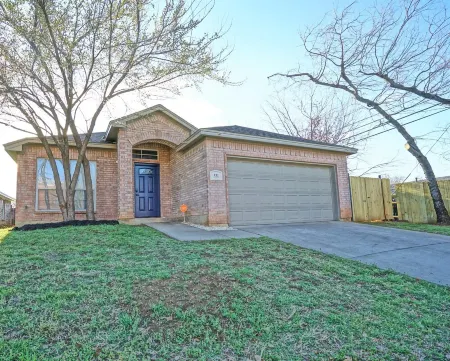 4 Bedroom-2 King Beds GREAT location, minutes to AT&T Stadium and DFW Airport! Отели рядом с достопримечательностью «Marshalls»