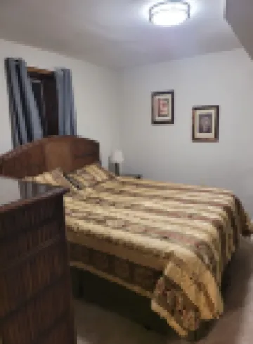 Large 2 Bedroom on Wooded Lot, (Pool-Closed), (Hot Tub-Open) Min to Pennstate