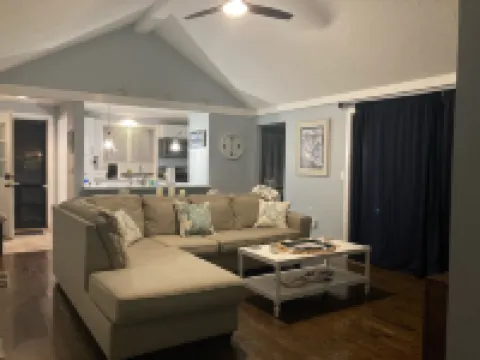 Renovated Home with heated pool near the beach! Fenced in yard +pet friendly