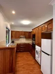 5 min drive from Terrigal Beach. Modern apartment. Hotels in Terrigal