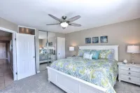Beach Condo, 3 Bedrooms/2 Bath, Sleeps 9 Private Corner Patio Views of Dunes