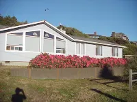 Surfwatcher: Great Ocean View, Across from Beach in Neahkahnie. Sleeps 8 Hotels near 4175 N Hwy 101
