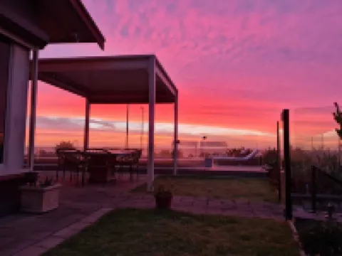 Glenelg Beach House With Private Beachfront Pool