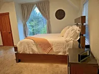 The Cabin at the Redwoods