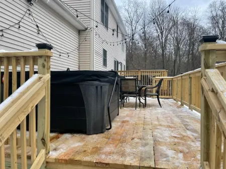 Camelbackski 4Br+BonusRoom Firepit,Hottub,Casino,Kalahari Linens ! Отели рядом с достопримечательностью «Поконо Гарденс»