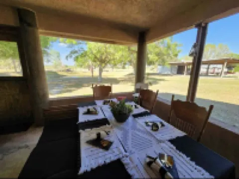 Cozy cottage on 8 acres near state park and atv trails. Pet Friendly!