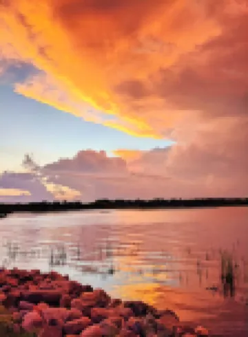 Downtown Isle; one block to Lake Mille Lacs beach!