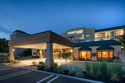 Courtyard Cleveland Beachwood Hotels in Beachwood