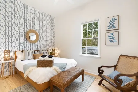 The Charleston Suite: the Harper Suite