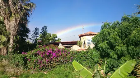 Apartment in country house with tropical garden and pool 2 bedrooms