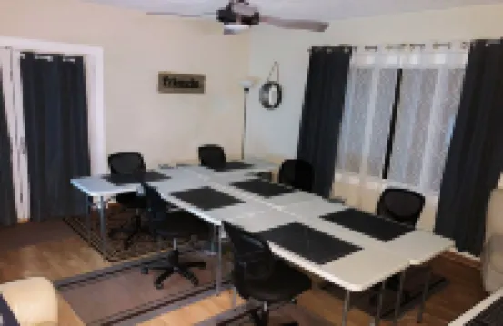 Riverview Getaways (only 13 miles to La Crosse WI or Iowa border)